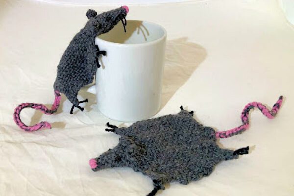 Spooky Weavings on the Pin Loom; Weave a Flat Rat with Margaret Stump