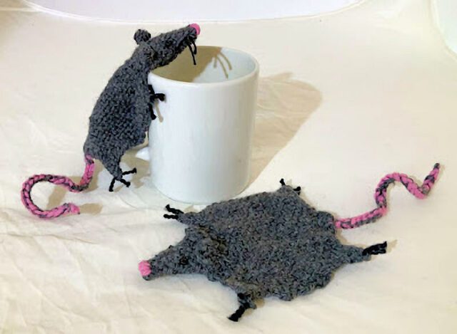 Spooky Weavings on the Pin Loom; Weave a Flat Rat with Margaret Stump